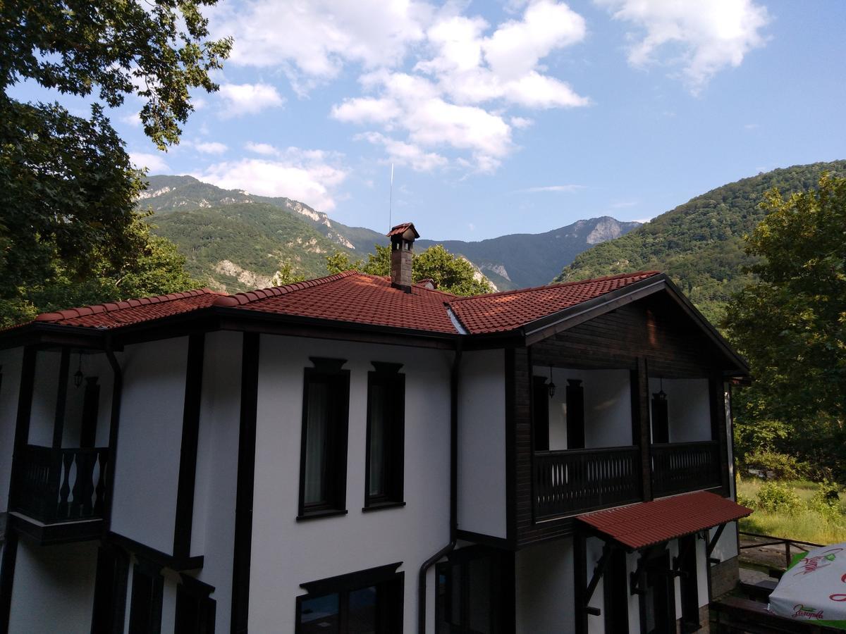 Hotel Complex Magic Of The Rhodopes Batschkowo Exterior foto