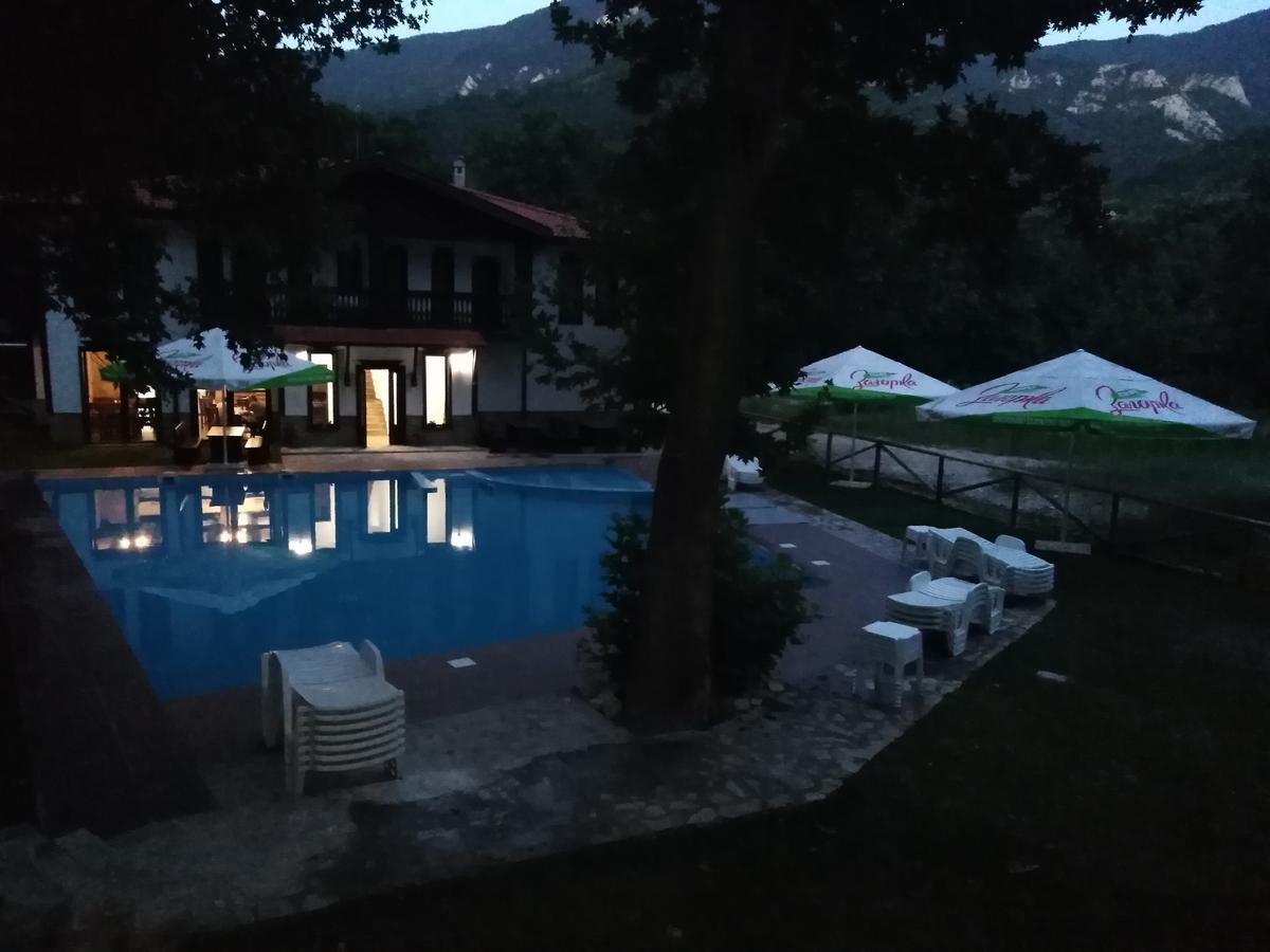 Hotel Complex Magic Of The Rhodopes Batschkowo Exterior foto